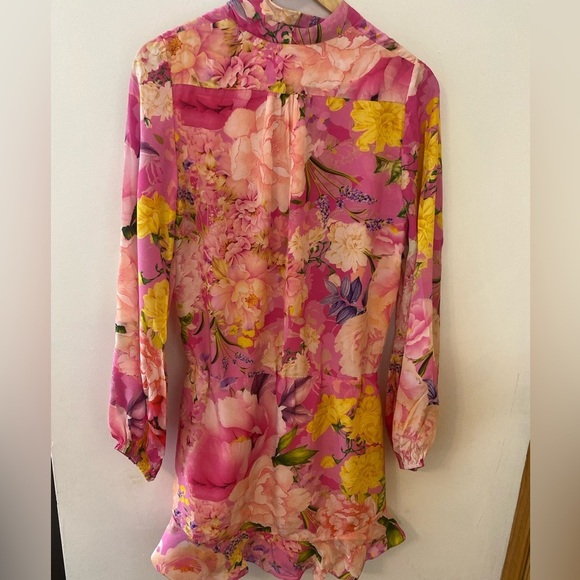 NWT Rococo Sand Pink Floral Silky Wrap Long Sleeve Mini Dress Leona - Picture 12 of 15